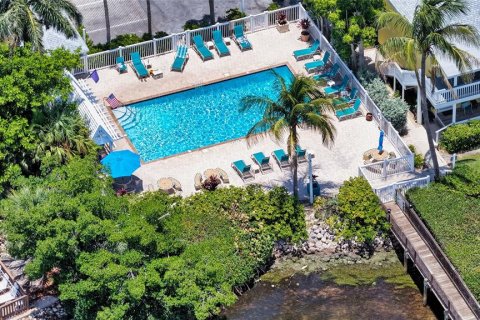 Condo in Bradenton Beach, Florida, 1 bedroom  № 2239522 - photo 20