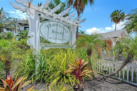 Condo in Bradenton Beach, Florida, 1 bedroom  № 2239522 - photo 30