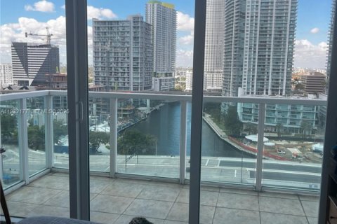 Снять в аренду кондоминиум в Майами, Флорида 2 спальни, 103.77м2, № 1990611 - фото 7