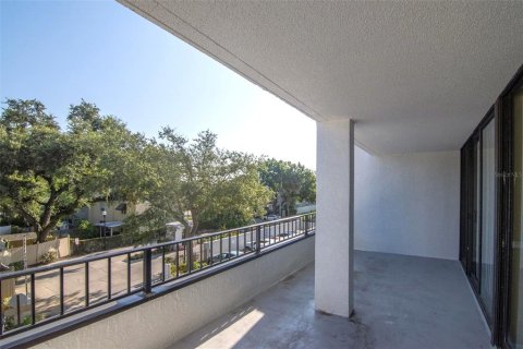 Condominio en venta en Tampa, Florida, 2 dormitorios, 95.88 m2 № 1853808 - foto 28