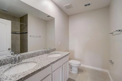 House in Dundee, Florida 3 bedrooms, 134.06 sq.m. № 2103500 - photo 16