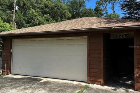 Casa en venta en Zephyrhills, Florida, 3 dormitorios, 150.13 m2 № 1917735 - foto 2