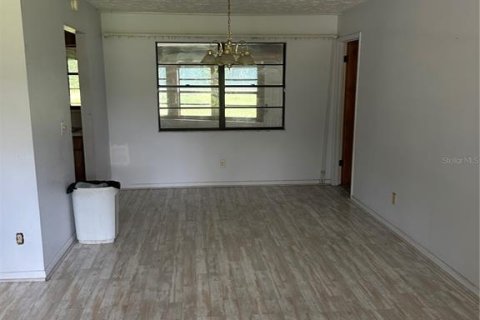 Casa en venta en Zephyrhills, Florida, 3 dormitorios, 150.13 m2 № 1917735 - foto 14