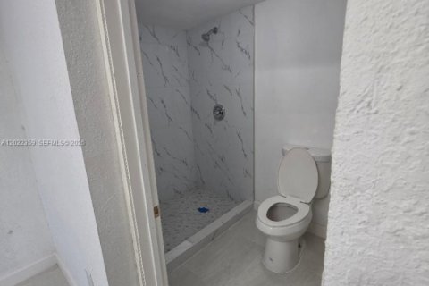 Casa en venta en Homestead, Florida, 4 dormitorios, 151.24 m2 № 2257025 - foto 12