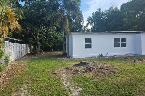 Casa en venta en Homestead, Florida, 4 dormitorios, 151.24 m2 № 2257025 - foto 4