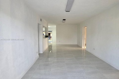 Casa en venta en Homestead, Florida, 4 dormitorios, 151.24 m2 № 2257025 - foto 7