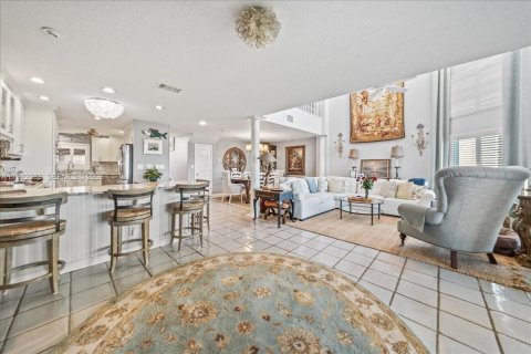 Townhouse in Melbourne Beach, Florida 3 bedrooms, 245.73 sq.m. № 2045090 - photo 16