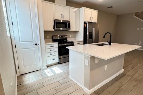 Townhouse in Kissimmee, Florida 3 bedrooms, 139.35 sq.m. № 1781401 - photo 4