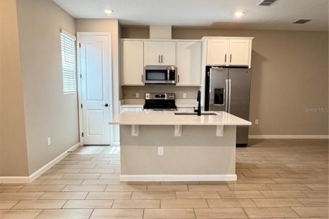 Townhouse in Kissimmee, Florida 3 bedrooms, 139.35 sq.m. № 1781401 - photo 2