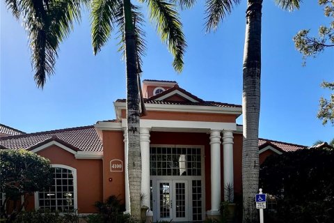 Condo in Sarasota, Florida, 3 bedrooms  № 2220122 - photo 22