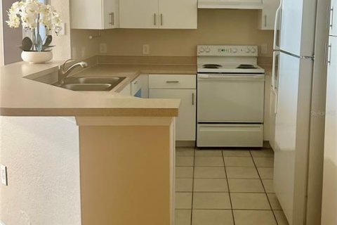 Condo in Sarasota, Florida, 3 bedrooms  № 2220122 - photo 8