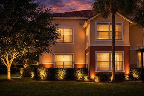 Condo in Sarasota, Florida, 3 bedrooms  № 2220122 - photo 2