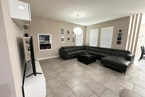 House in Kissimmee, Florida 3 bedrooms, 151.99 sq.m. № 1885067 - photo 22