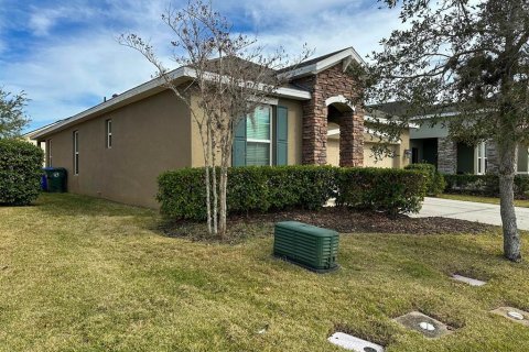 House in Kissimmee, Florida 3 bedrooms, 151.99 sq.m. № 1885067 - photo 3