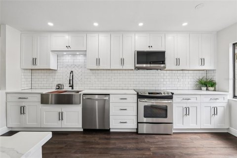 Casa en venta en Palm Harbor, Florida, 2 dormitorios, 124.02 m2 № 1827059 - foto 13