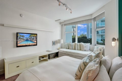 Condo in Aventura, Florida, 4 bedrooms  № 2043207 - photo 25
