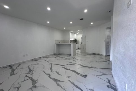 Copropriété à vendre à Hialeah, Floride: 3 chambres, 97.55 m2 № 2153769 - photo 7