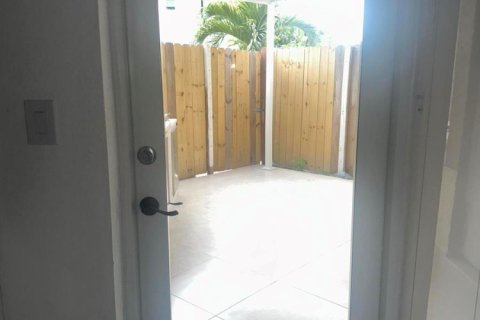 Copropriété à vendre à Hialeah, Floride: 3 chambres, 97.55 m2 № 2153769 - photo 23
