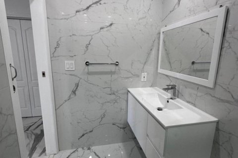 Copropriété à vendre à Hialeah, Floride: 3 chambres, 97.55 m2 № 2153769 - photo 10