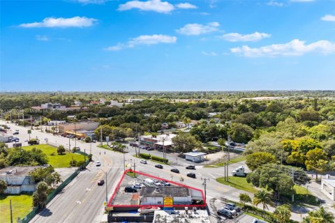 Купить коммерческую недвижимость в Майами, Флорида № 2013897 - фото 11