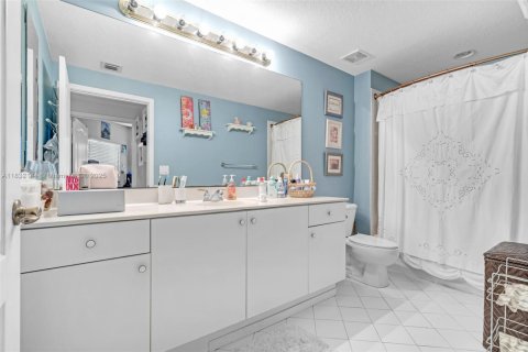 Купить кондоминиум в Дорал, Флорида 3 спальни, 231.33м2, № 1809232 - фото 29