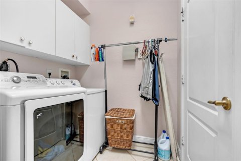 Купить кондоминиум в Дорал, Флорида 3 спальни, 231.33м2, № 1809232 - фото 30