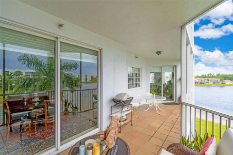 Купить кондоминиум в Дорал, Флорида 3 спальни, 231.33м2, № 1809232 - фото 16