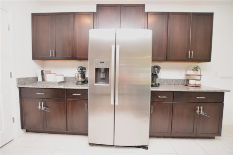 House in Bartow, Florida 5 bedrooms, 269.04 sq.m. № 2199007 - photo 9