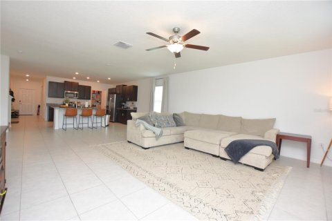 House in Bartow, Florida 5 bedrooms, 269.04 sq.m. № 2199007 - photo 13