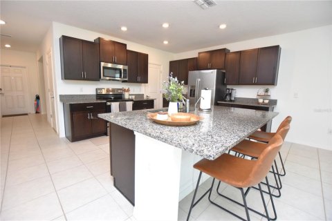 House in Bartow, Florida 5 bedrooms, 269.04 sq.m. № 2199007 - photo 3