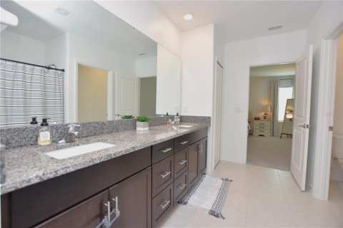 House in Bartow, Florida 5 bedrooms, 269.04 sq.m. № 2199007 - photo 29