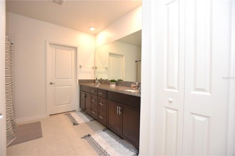 House in Bartow, Florida 5 bedrooms, 269.04 sq.m. № 2199007 - photo 28