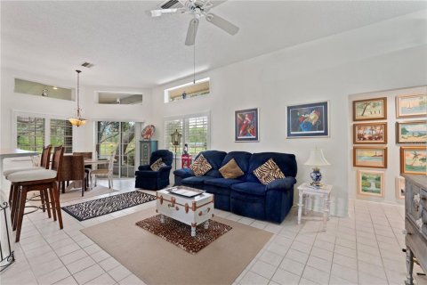 Villa ou maison à vendre à New Port Richey, Floride: 3 chambres, 180.51 m2 № 1824218 - photo 21
