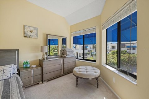 Condo in Longboat Key, Florida, 2 bedrooms № 2215286 - photo 17