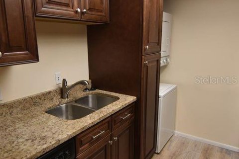 Condo in Sanford, Florida, 2 bedrooms  № 1866412 - photo 10