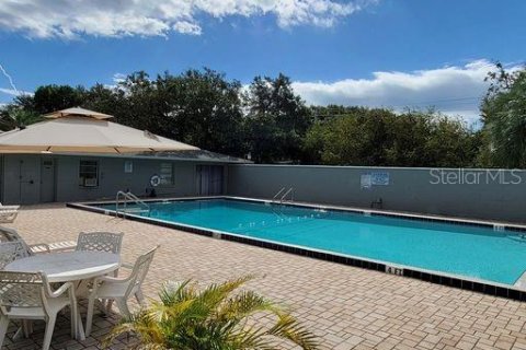 Condo in Sanford, Florida, 2 bedrooms  № 1866412 - photo 17