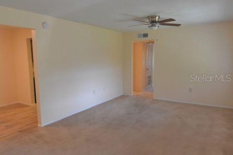 Condo in Sanford, Florida, 2 bedrooms  № 1866412 - photo 5