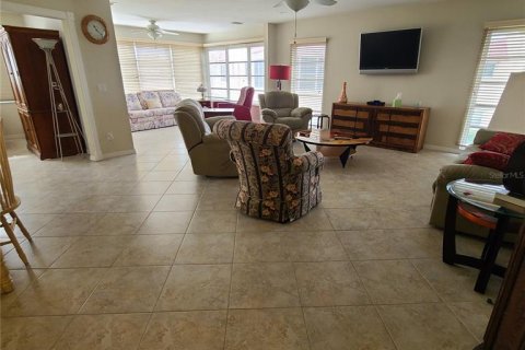 Copropriété à vendre à Seminole, Floride: 3 chambres, 130.99 m2 № 2216760 - photo 8