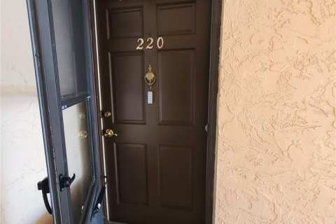 Copropriété à vendre à Seminole, Floride: 3 chambres, 130.99 m2 № 2216760 - photo 3