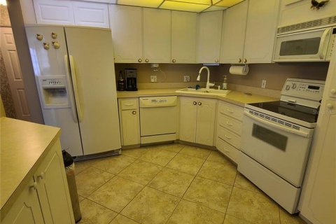 Copropriété à vendre à Seminole, Floride: 3 chambres, 130.99 m2 № 2216760 - photo 16