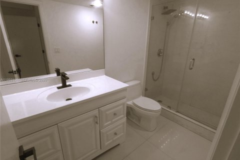 Condominio en venta en Sunny Isles Beach, Florida, 1 dormitorio, 92.9 m2 № 2029073 - foto 22