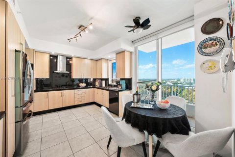 Copropriété à louer à Key Biscayne, Floride: 3 chambres, 232.26 m2 № 2046329 - photo 20