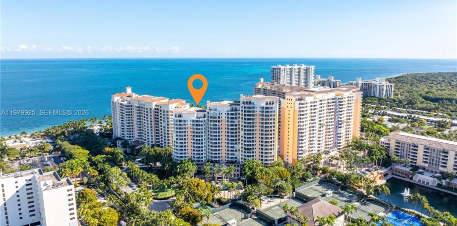 Condo à Key Biscayne, Floride, 3 chambres  № 2046329
