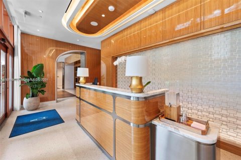 Снять в аренду кондоминиум в Майами, Флорида 2 спальни, 102.29м2, № 2031580 - фото 13