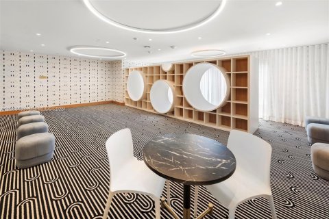 Снять в аренду кондоминиум в Майами, Флорида 2 спальни, 102.29м2, № 2031580 - фото 23