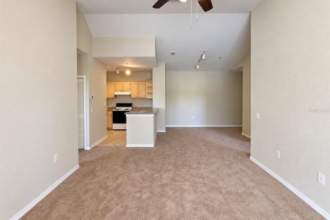 Copropriété à louer à Maitland, Floride: 2 chambres, 97.36 m2 № 2391046 - photo 5