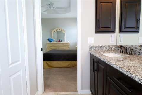 House in Venice, Florida 3 bedrooms, 150.32 sq.m. № 1908829 - photo 30