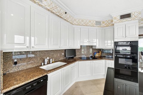 Copropriété à vendre à Highland Beach, Floride: 3 chambres, 254.18 m2 № 2147163 - photo 22