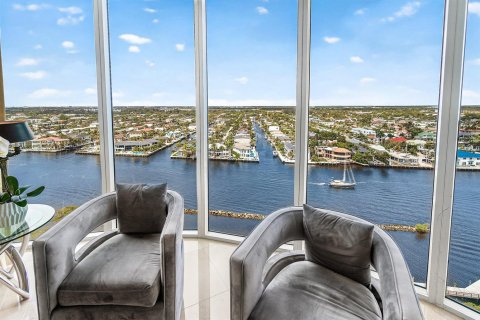Copropriété à vendre à Highland Beach, Floride: 3 chambres, 254.18 m2 № 2147163 - photo 4