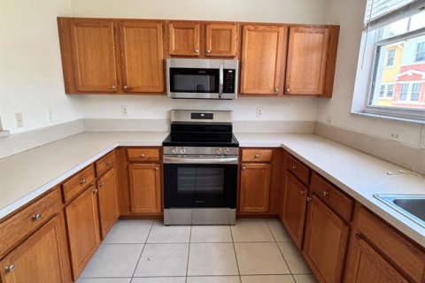 Townhouse in West Palm Beach, Florida 2 bedrooms, 123.19 sq.m. № 2177191 - photo 6